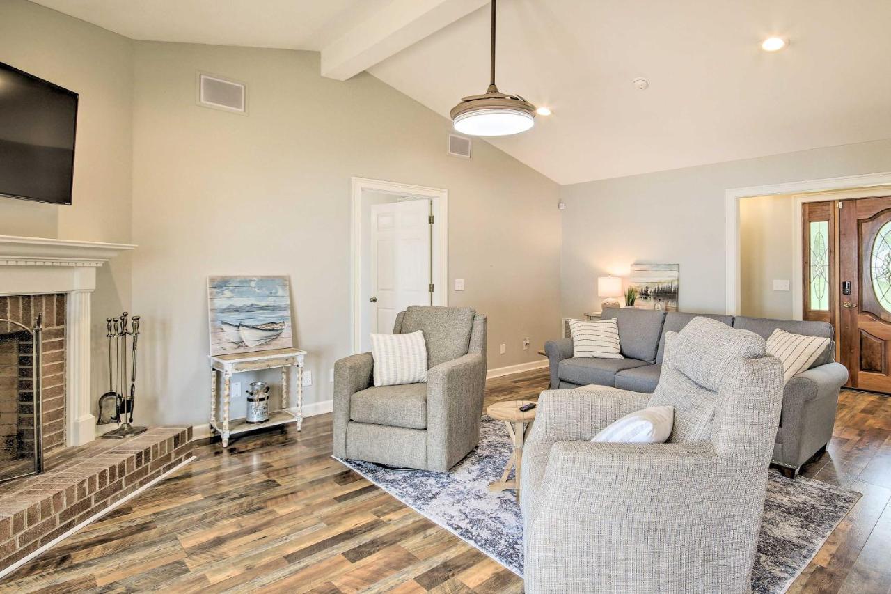 Gilbert Lakefront Retreat With Private Dock! Hollywood Point Exterior foto